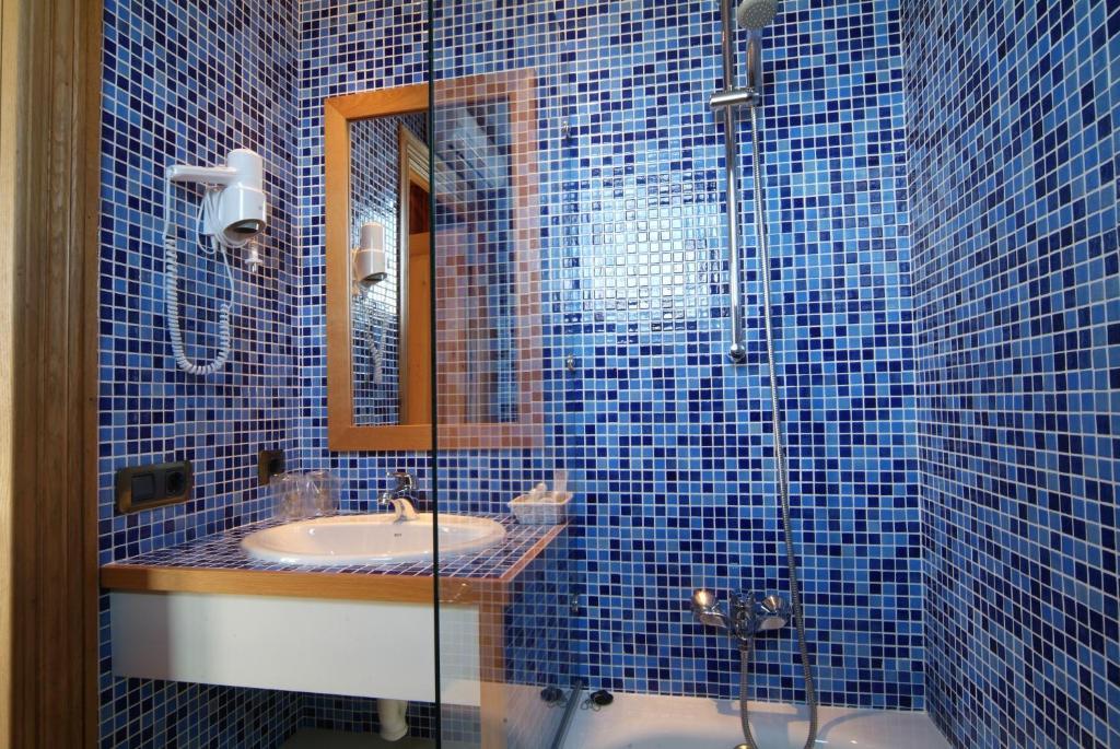 גרייאיה Hotel La Placa חדר תמונה